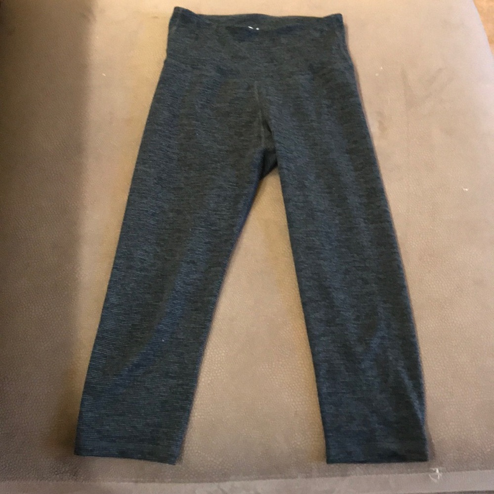 Old navy go dry leggings